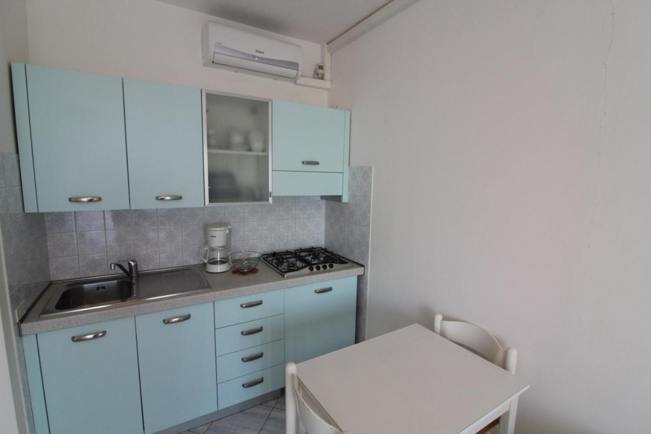 Appartamenti Puerto Do Sol Lignano Sabbiadoro Kültér fotó