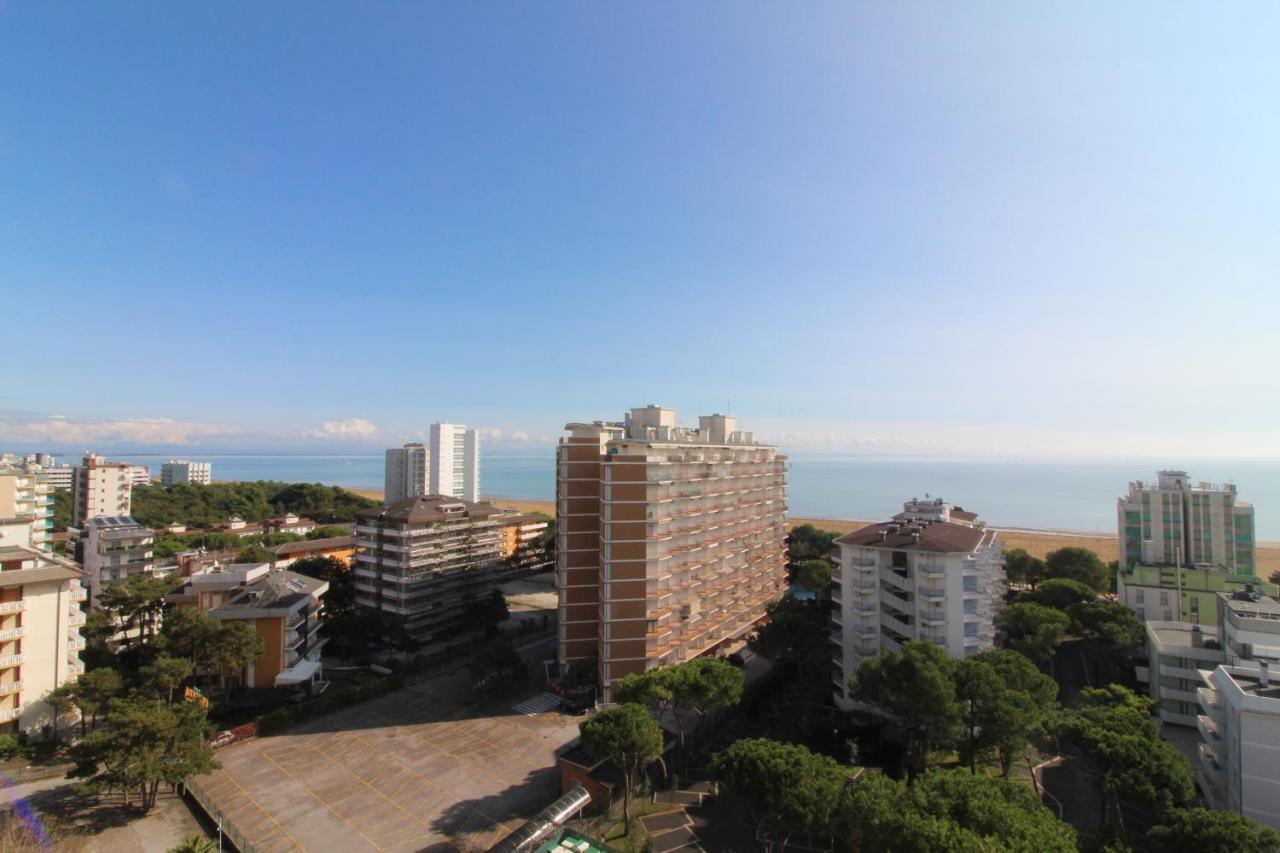 Appartamenti Puerto Do Sol Lignano Sabbiadoro Kültér fotó
