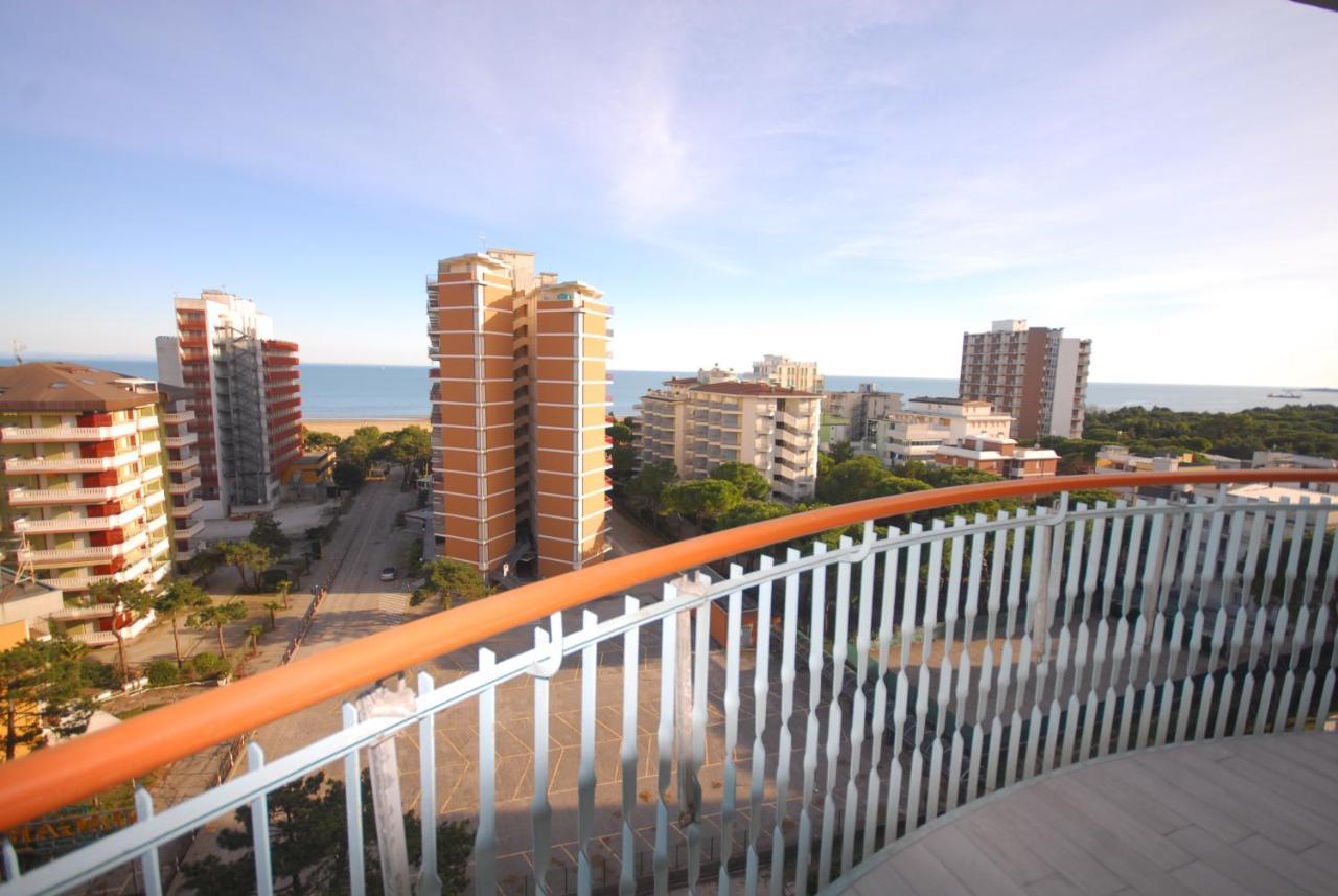 Appartamenti Puerto Do Sol Lignano Sabbiadoro Kültér fotó