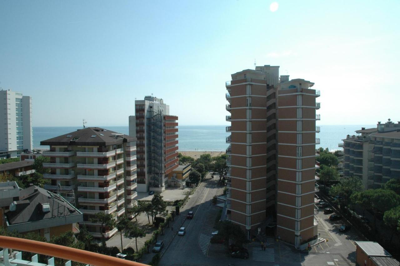 Appartamenti Puerto Do Sol Lignano Sabbiadoro Kültér fotó